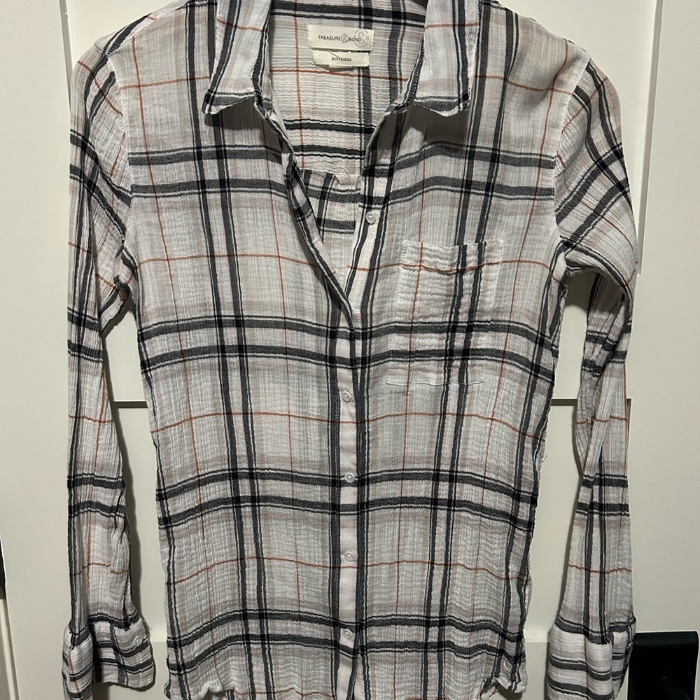Treasure and Bond boyfriend Button up shirt